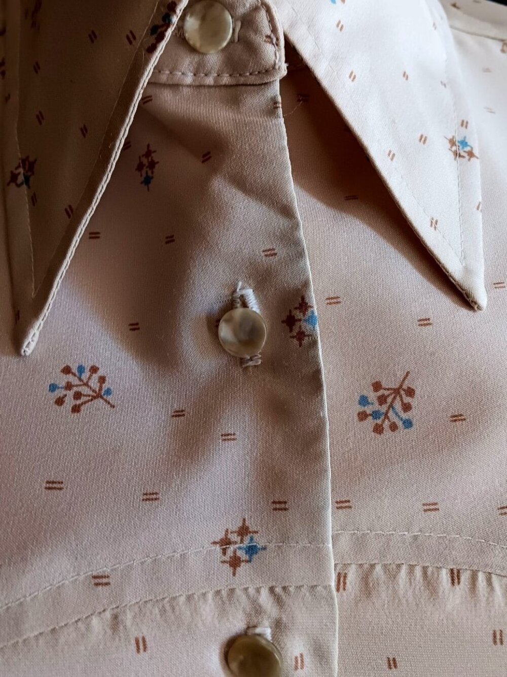 True Vintage Western Shirt 14 Large 80s Secretary Nylon Sears Tan sz 14 Floral